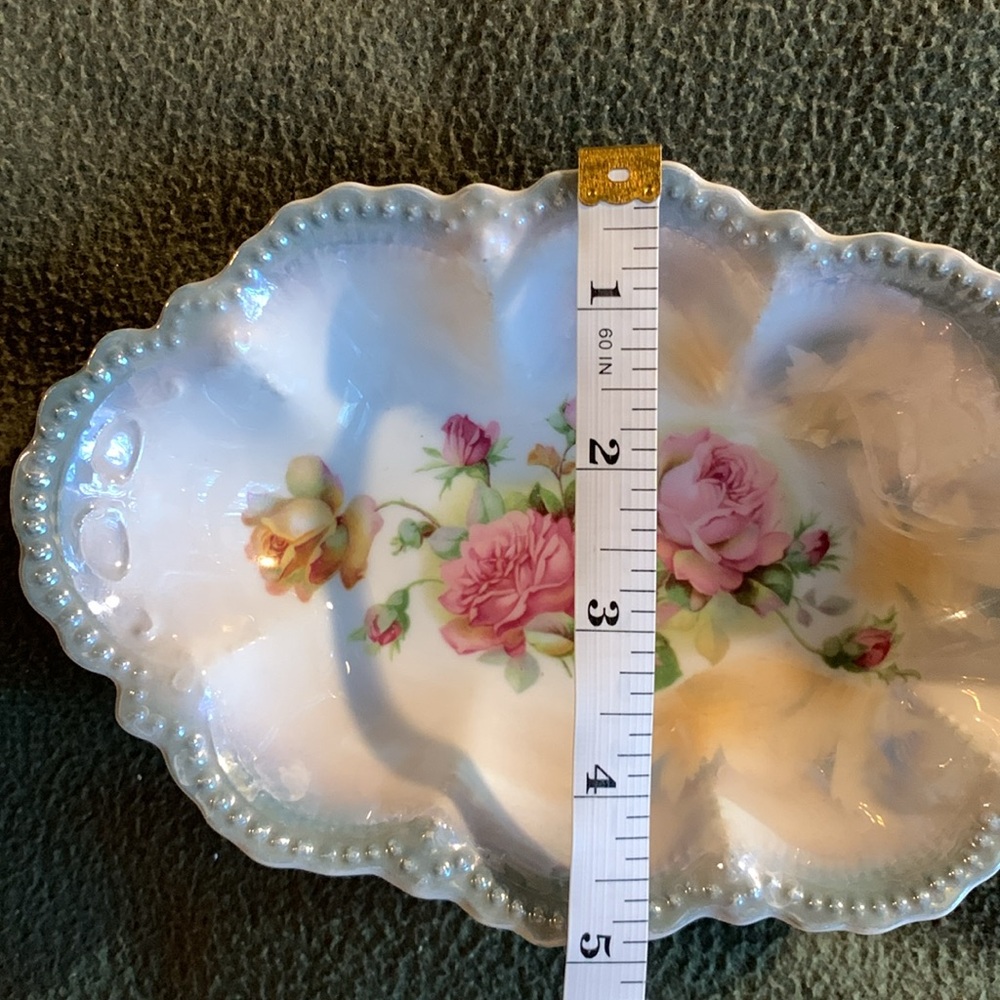 2 Vintage Leuchtenburg German bowls. Sizes approx 7.5” x 5” & 5.5” x 5.75” - Picture 4 of 15